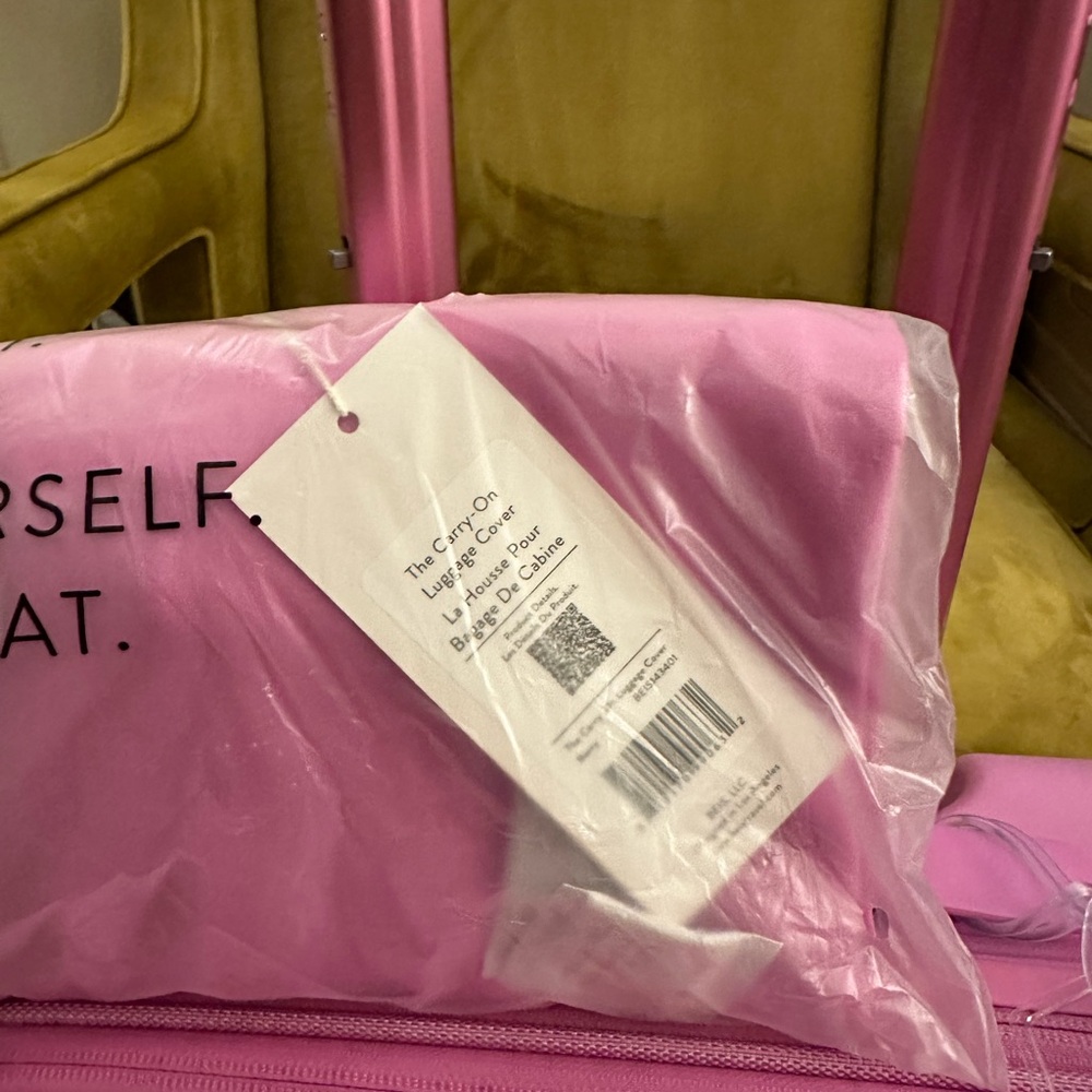 NWT BÉIS The Carry-On Roller in Berry + Luggage Cover - Picture 2 of 5